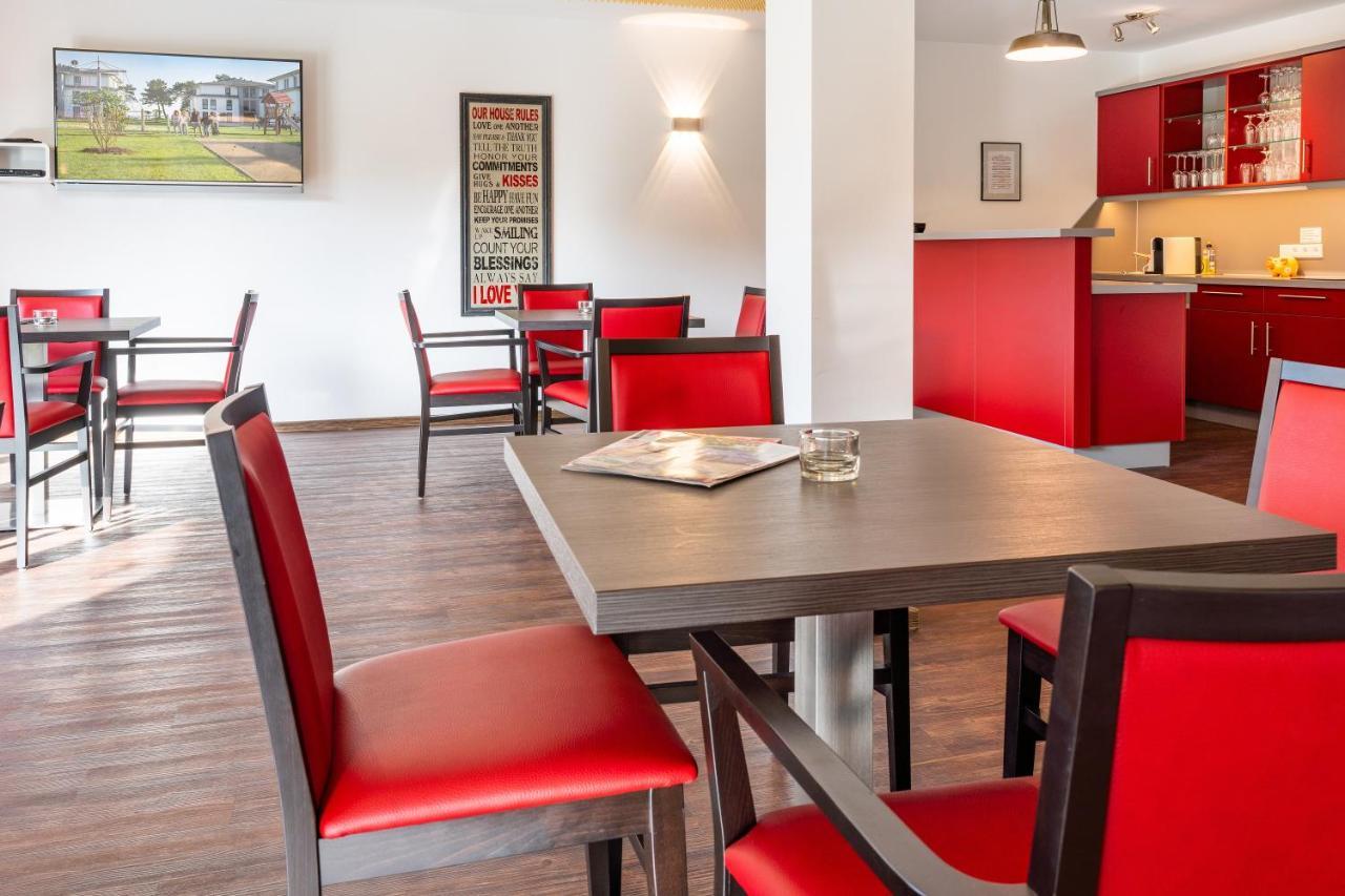 Appartement "Bernstein" Mit Penthouseflair - Oase Am Haff Garz  Exteriör bild