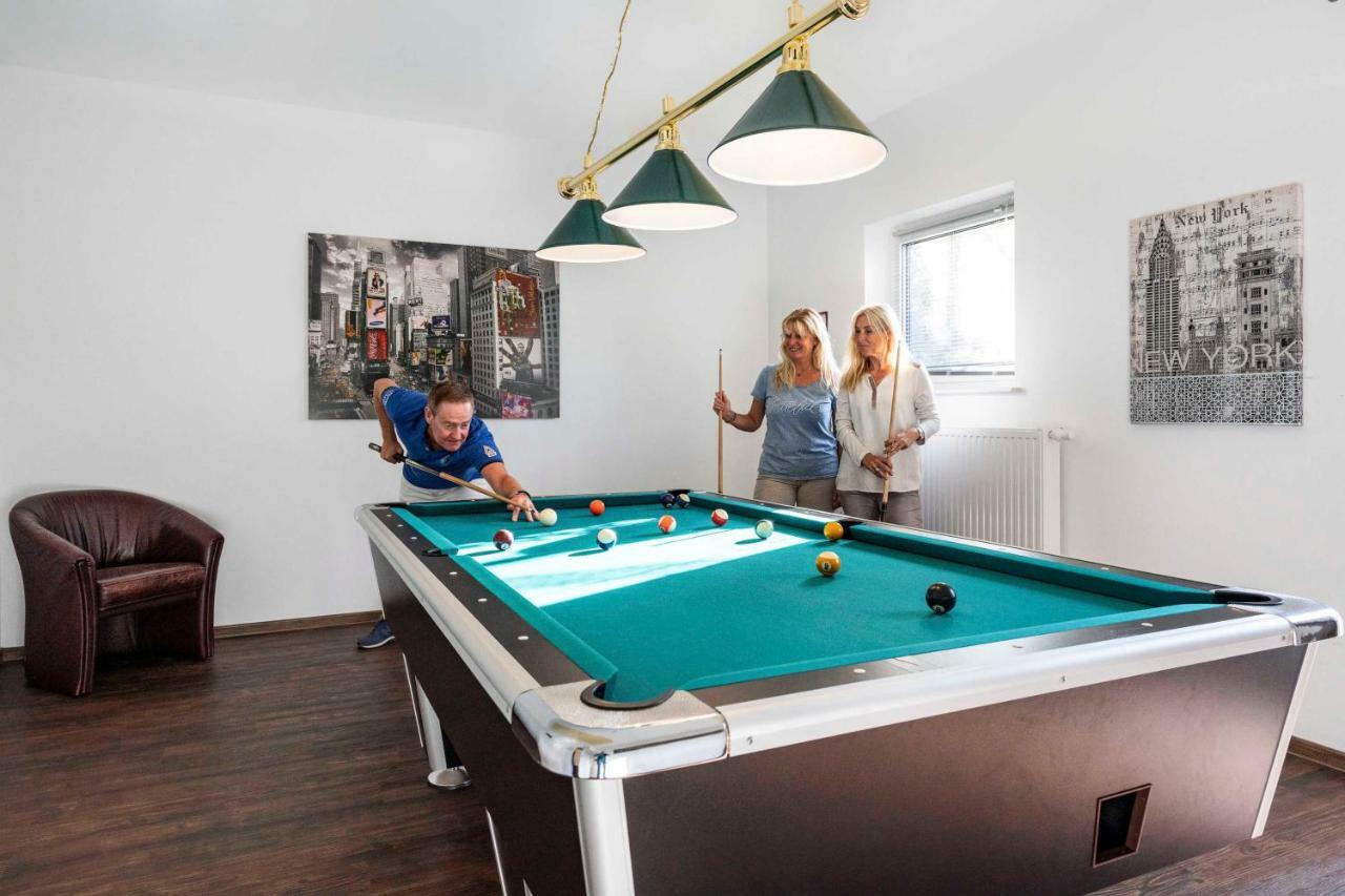 Appartement "Bernstein" Mit Penthouseflair - Oase Am Haff Garz  Exteriör bild