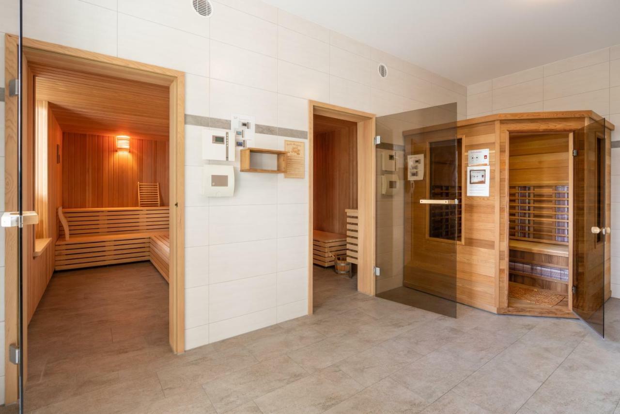Appartement "Bernstein" Mit Penthouseflair - Oase Am Haff Garz  Exteriör bild